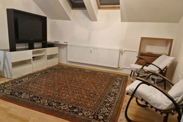 Prenájom bytu 2-izbový 44 m², Stará náves, Praha Prenájom bytu 2-izbový 44 m², Stará náves, Praha