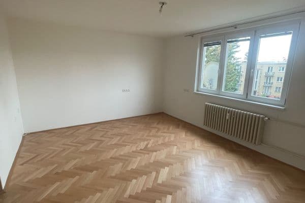 Prenájom bytu 3-izbový 60 m², Jandova, Poděbrady Prenájom bytu 3-izbový 60 m², Jandova, Poděbrady