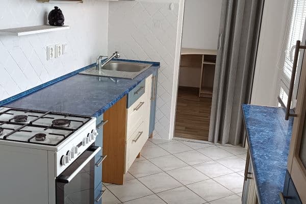 Prenájom bytu 3-izbový 75 m², Rýnovická, Jablonec nad Nisou Prenájom bytu 3-izbový 75 m², Rýnovická, Jablonec nad Nisou