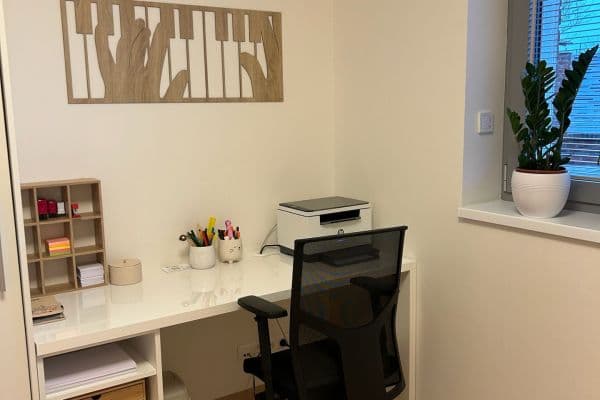 Prenájom kancelárie 20 m², Údolí, Hlubočinka Prenájom kancelárie 20 m², Údolí, Hlubočinka