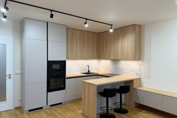 Prenájom bytu 1-izbový 36 m², Fafkových, Praha Prenájom bytu 1-izbový 36 m², Fafkových, Praha