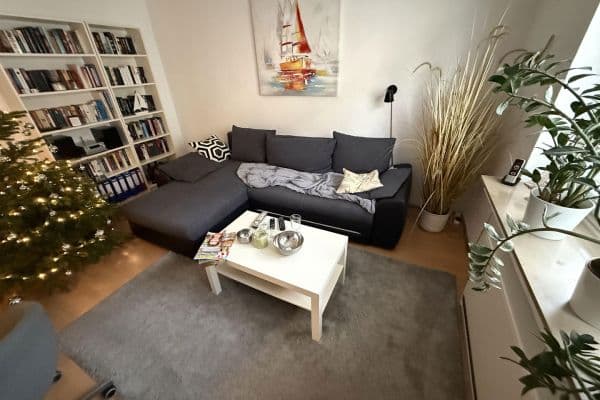 Prenájom bytu 2-izbový 50 m², Küntzelstr.53, Essen Prenájom bytu 2-izbový 50 m², Küntzelstr.53, Essen