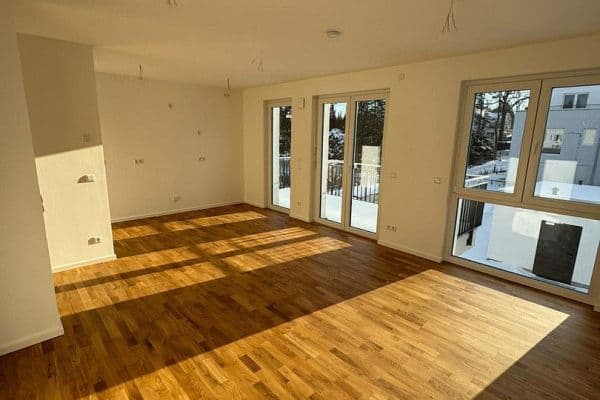 Prenájom bytu 3-izbový 83 m², Bahnhofstraße 108, Blankenfelde-Mahlow Prenájom bytu 3-izbový 83 m², Bahnhofstraße 108, Blankenfelde-Mahlow