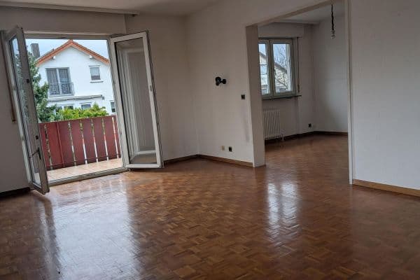 Predaj bytu 4-izbový 93 m², Korntal Predaj bytu 4-izbový 93 m², Korntal