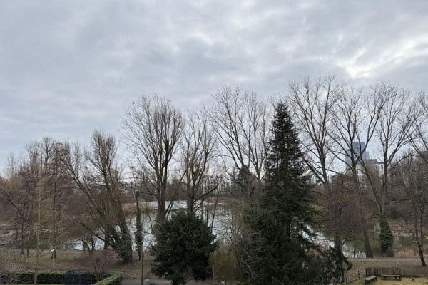 Prenájom bytu 2-izbový 57 m², Ebinger Weg, Stuttgart Prenájom bytu 2-izbový 57 m², Ebinger Weg, Stuttgart