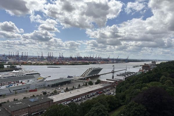 Prenájom bytu 3-izbový 80 m², Palmaille 35, Hamburg, Hamburg Prenájom bytu 3-izbový 80 m², Palmaille 35, Hamburg, Hamburg