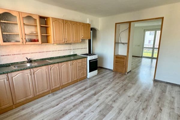 Predaj bytu 2-izbový 50 m², Zahradní, Horní Slavkov Predaj bytu 2-izbový 50 m², Zahradní, Horní Slavkov