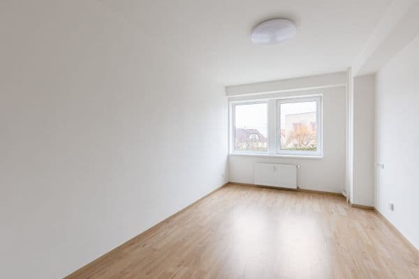 Prenájom bytu 1-izbový 26 m², Peroutkova, Prenájom bytu 1-izbový 26 m², Peroutkova,