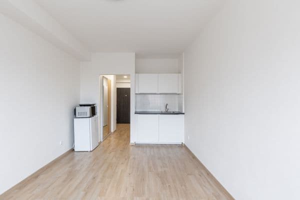 Prenájom bytu 1-izbový 26 m², Peroutkova, Prenájom bytu 1-izbový 26 m², Peroutkova,