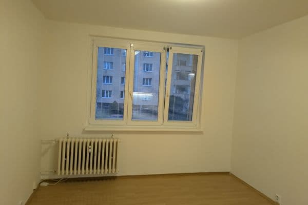 Prenájom bytu 1-izbový 27 m², Na Groši, Praha Prenájom bytu 1-izbový 27 m², Na Groši, Praha