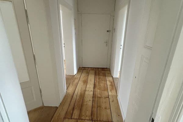 Prenájom bytu 4-izbový 123 m², Geishornstraße, Offenbach am Main Prenájom bytu 4-izbový 123 m², Geishornstraße, Offenbach am Main