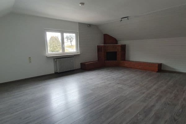 Prenájom bytu 2-izbový 69 m², Schlichtestraße 32, Burladingen Prenájom bytu 2-izbový 69 m², Schlichtestraße 32, Burladingen