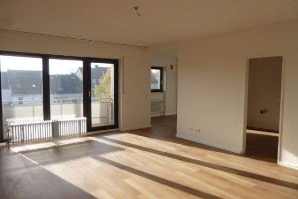 Prenájom bytu 4-izbový 100 m², Blumenstr. 28, Mönchengladbach, Severné Porýnie - Westfálsko Prenájom bytu 4-izbový 100 m², Blumenstr. 28, Mönchengladbach, Severné Porýnie - Westfálsko