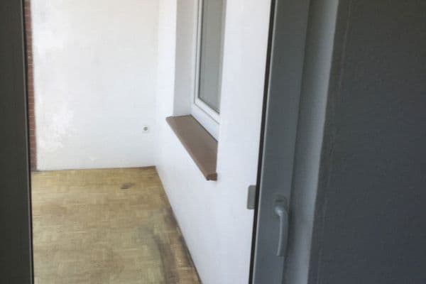 Prenájom bytu 3-izbový 70 m², Stedinger Str. 245, Delmenhorst Prenájom bytu 3-izbový 70 m², Stedinger Str. 245, Delmenhorst