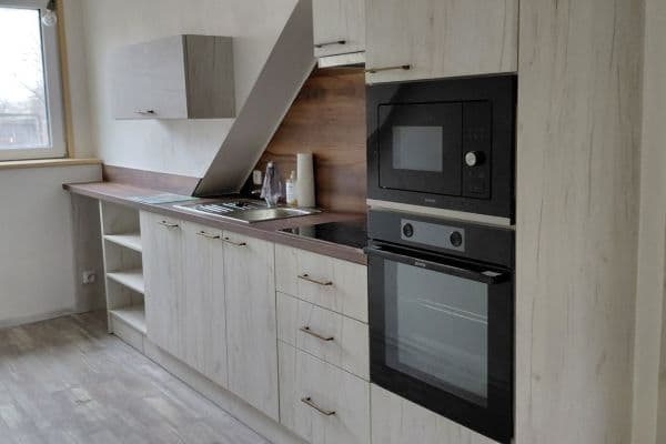 Prenájom bytu 1-izbový 55 m², Drahonín Prenájom bytu 1-izbový 55 m², Drahonín