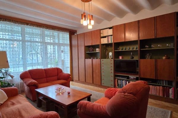 Predaj bytu 3-izbový 100 m², Dětská, Praha Predaj bytu 3-izbový 100 m², Dětská, Praha