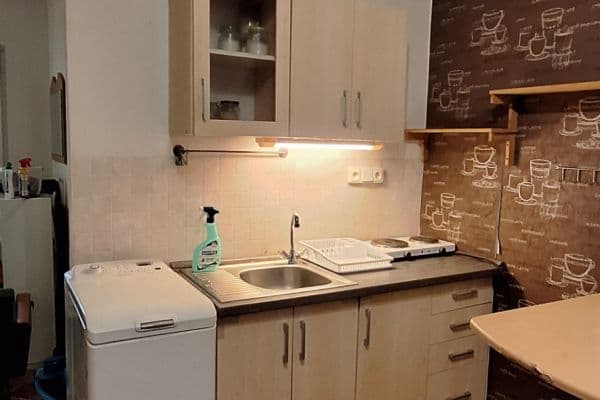 Prenájom bytu 2-izbový 48 m², Klapkova, Praha Prenájom bytu 2-izbový 48 m², Klapkova, Praha
