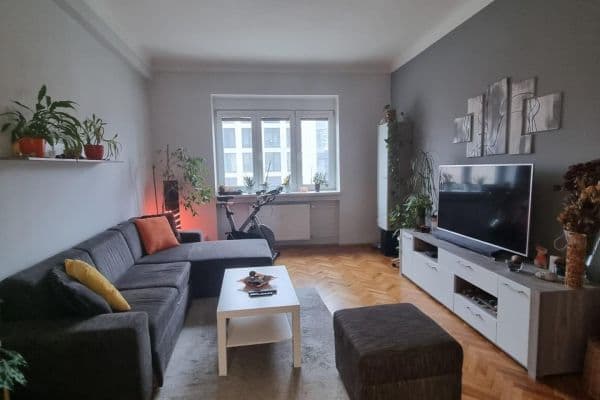 Predaj bytu 2-izbový 73 m², Basilejské náměstí, Praha Predaj bytu 2-izbový 73 m², Basilejské náměstí, Praha