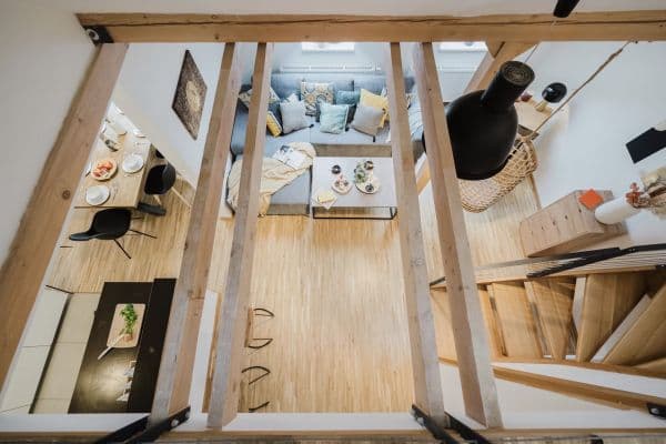 Prenájom bytu 100 m², Milíčova, Praha Prenájom bytu 100 m², Milíčova, Praha