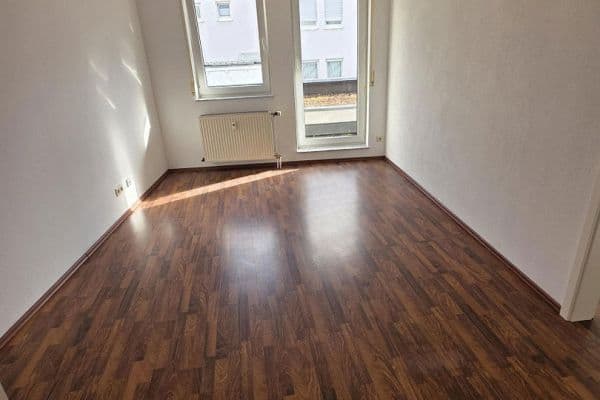 Prenájom bytu 2-izbový 67 m², Nürtinger Straße 4/2, Metzingen Prenájom bytu 2-izbový 67 m², Nürtinger Straße 4/2, Metzingen