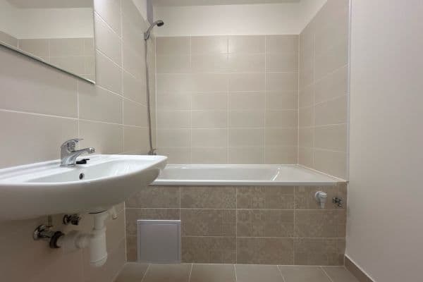 Prenájom bytu 3-izbový 67 m², Petra Bezruče, Prenájom bytu 3-izbový 67 m², Petra Bezruče,