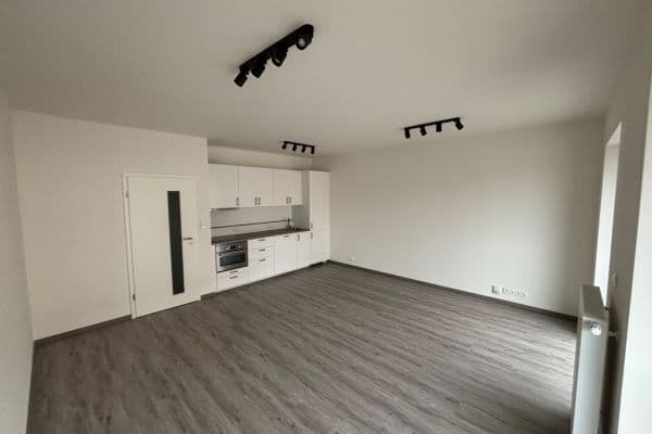 Prenájom bytu 1-izbový 37 m², Kounická, Český Brod, Středočeský kraj Prenájom bytu 1-izbový 37 m², Kounická, Český Brod, Středočeský kraj