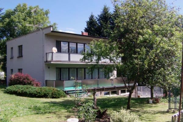 Prenájom bytu 4-izbový 98 m², Pod Cihelným vrchem, Sedlčany, Středočeský kraj Prenájom bytu 4-izbový 98 m², Pod Cihelným vrchem, Sedlčany, Středočeský kraj