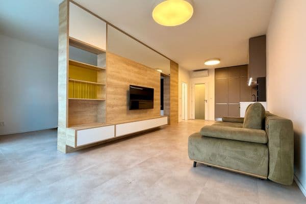 Prenájom bytu 2-izbový 58 m², Přadlácká, Brno Prenájom bytu 2-izbový 58 m², Přadlácká, Brno