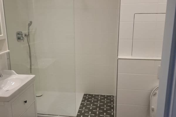 Prenájom bytu 1-izbový 40 m², Heydukova, České Budějovice Prenájom bytu 1-izbový 40 m², Heydukova, České Budějovice