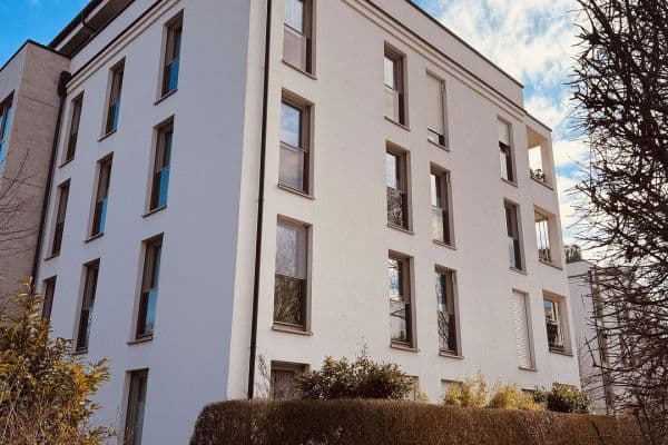 Prenájom bytu 4-izbový 113 m², München, Bavorsko Prenájom bytu 4-izbový 113 m², München, Bavorsko