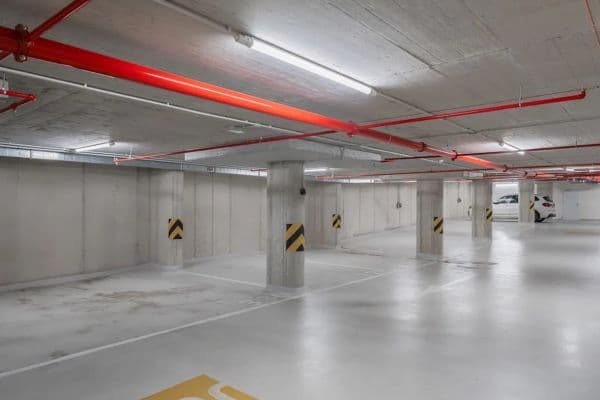 Prenájom garáže 20 m², Praha Prenájom garáže 20 m², Praha