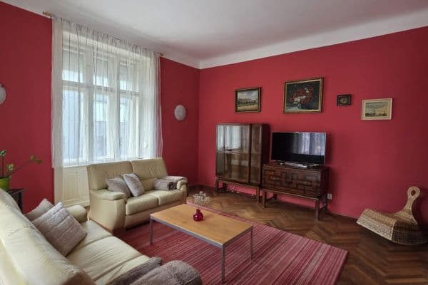 Prenájom bytu 3-izbový 100 m², Bratislava - mestská časť Staré Mesto, Bratislavský kraj Prenájom bytu 3-izbový 100 m², Bratislava - mestská časť Staré Mesto, Bratislavský kraj