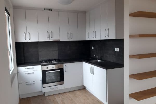 Prenájom bytu 2-izbový 45 m², Palackého, Český Brod, Středočeský kraj Prenájom bytu 2-izbový 45 m², Palackého, Český Brod, Středočeský kraj