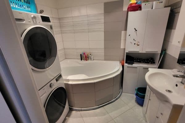 Predaj bytu 3-izbový 68 m², Francouzská, Ostrava Predaj bytu 3-izbový 68 m², Francouzská, Ostrava