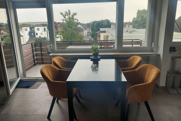 Prenájom bytu 2-izbový 66 m², Leverkusen Prenájom bytu 2-izbový 66 m², Leverkusen