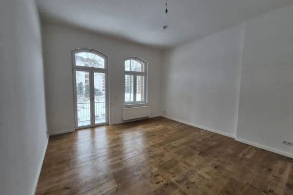Prenájom bytu 1-izbový 32 m², Iranische Str. 3, Berlin, Berlín Prenájom bytu 1-izbový 32 m², Iranische Str. 3, Berlin, Berlín
