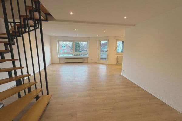 Prenájom bytu 5-izbový 107 m², Hauptstraße 110, Bottrop Prenájom bytu 5-izbový 107 m², Hauptstraße 110, Bottrop