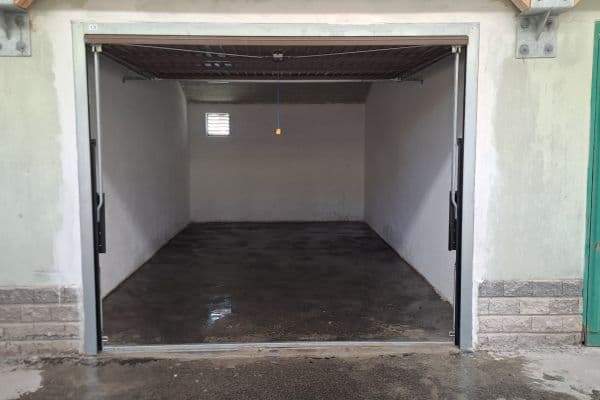 Prenájom garáže 16 m², Brno Prenájom garáže 16 m², Brno