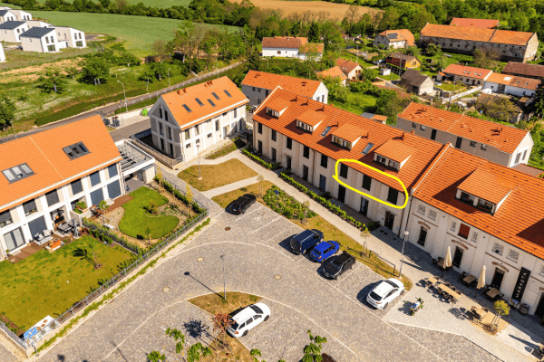 Predaj bytu 3-izbový 86 m², Ke Tvrzi, Praha Predaj bytu 3-izbový 86 m², Ke Tvrzi, Praha