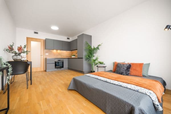Prenájom bytu 1-izbový 35 m², Smržových, Praha Prenájom bytu 1-izbový 35 m², Smržových, Praha