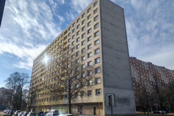 Predaj bytu 3-izbový 74 m², Tlapákova, Ostrava Predaj bytu 3-izbový 74 m², Tlapákova, Ostrava
