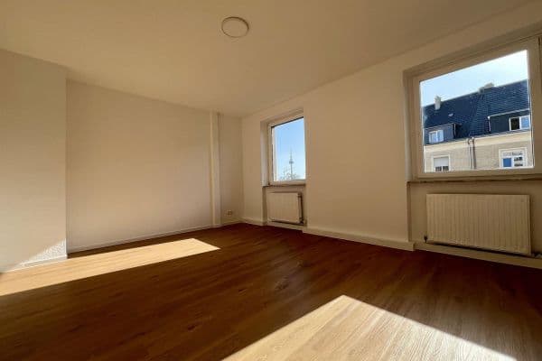 Prenájom bytu 105 m², Lange Rötterstraße 81, Mannheim Prenájom bytu 105 m², Lange Rötterstraße 81, Mannheim