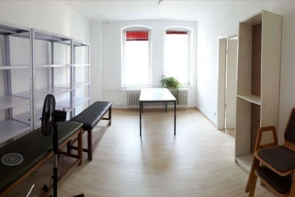 Prenájom kancelárie 74 m², Richterstraße 12, Stuttgart Prenájom kancelárie 74 m², Richterstraße 12, Stuttgart