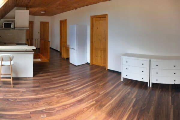 Prenájom bytu 3-izbový 70 m², Obecní, Louňovice Prenájom bytu 3-izbový 70 m², Obecní, Louňovice