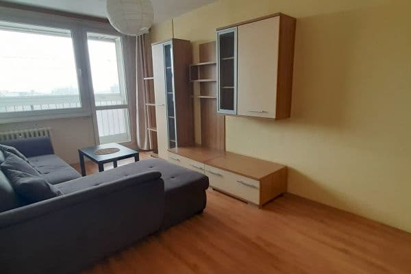 Prenájom bytu 2-izbový 48 m², Mendelova, Praha Prenájom bytu 2-izbový 48 m², Mendelova, Praha