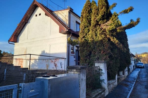 Predaj domu 70 m², pozemek 212 m², Záluské, Prague Predaj domu 70 m², pozemek 212 m², Záluské, Prague