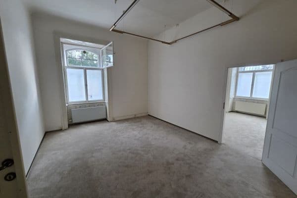 Prenájom kancelárie 221 m², Dienzenhoferovy sady, Praha Prenájom kancelárie 221 m², Dienzenhoferovy sady, Praha