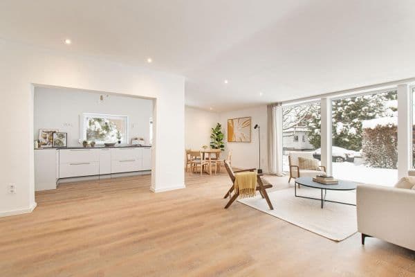 Predaj domu 149 m², pozemek 410 m², Hamburg, Hamburg Predaj domu 149 m², pozemek 410 m², Hamburg, Hamburg