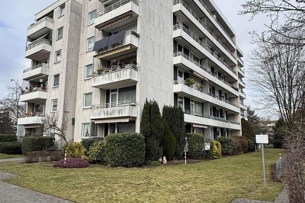 Prenájom bytu 3-izbový 93 m², Hilden Prenájom bytu 3-izbový 93 m², Hilden