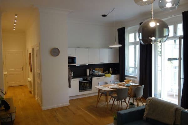 Prenájom bytu 2-izbový 55 m², Thomasiusstr. 8, Berlin, Berlín Prenájom bytu 2-izbový 55 m², Thomasiusstr. 8, Berlin, Berlín